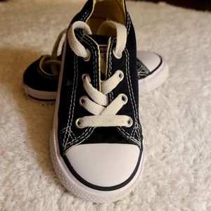 EUC Converse - unisex Size 7C